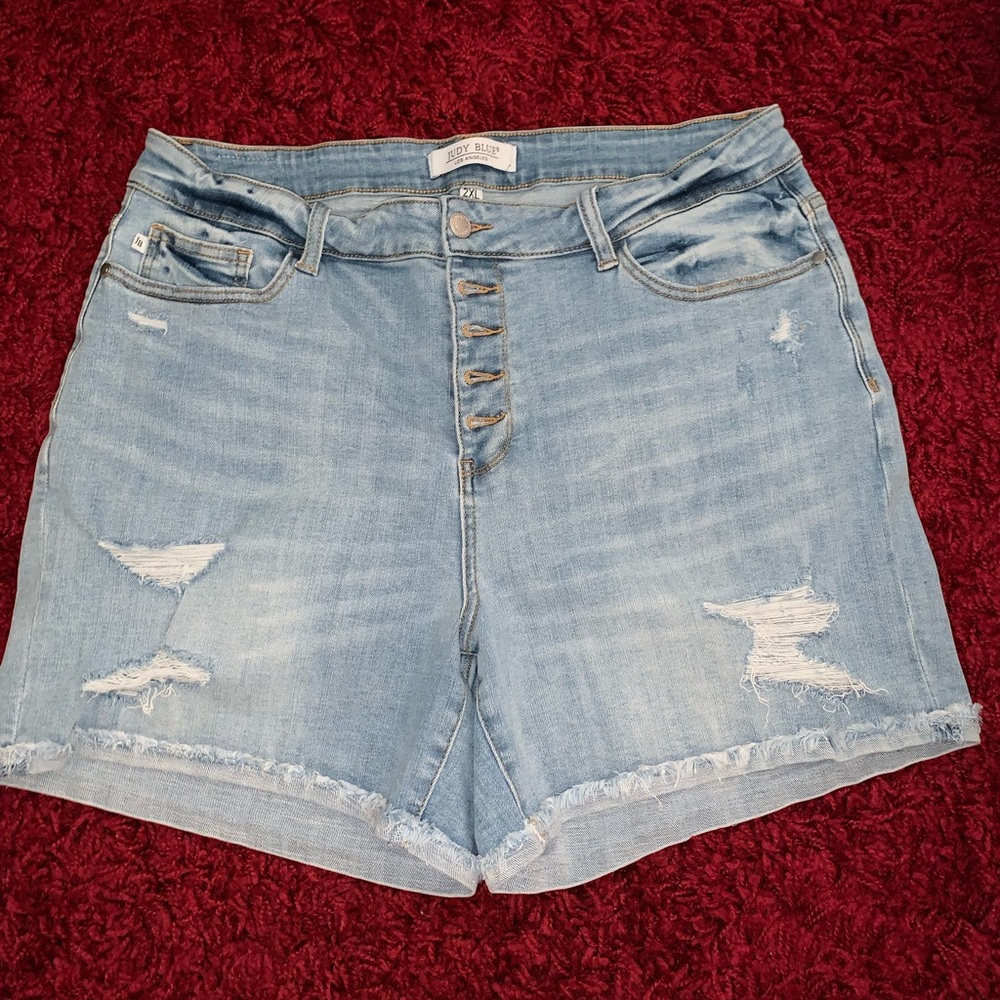 Judy Blue Sz 2XL Distressed Button Fly Denim Jean Shorts High Rise JB150033